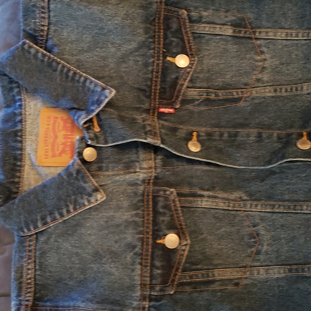 LEVIS JACKET